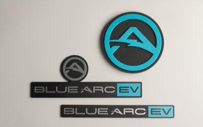 blue arc badges